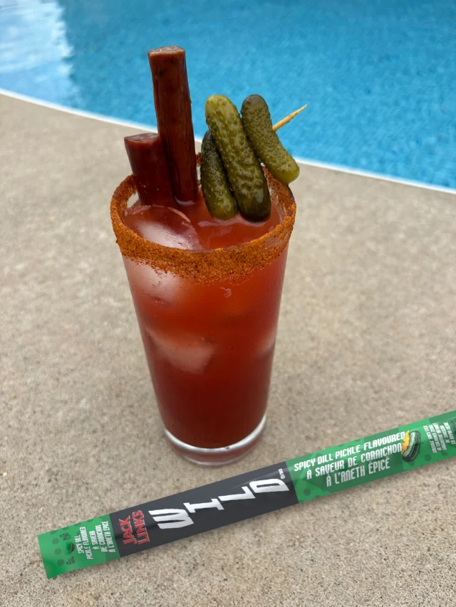 We’re picklemaxxing this summer starting with our favourite Canadian staple the Caesar featuring the Jack Link’s Spicy Dill Pickle stick, name a better combo, we’ll wait 😉 🥒

#JackLinksCanada #FeedYourWildSide #picklerecipes #dillpickle